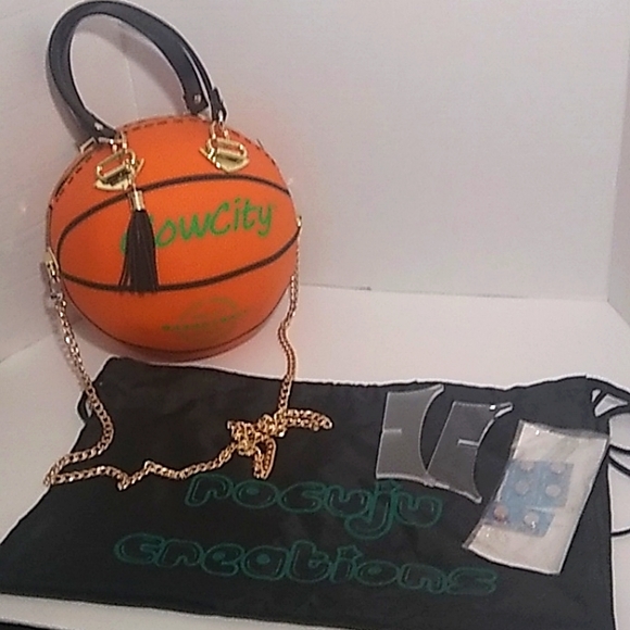 NWT Limited Edition HANDMADE "GLOW" Basketball Purse 🏀 - Picture 6 of 17